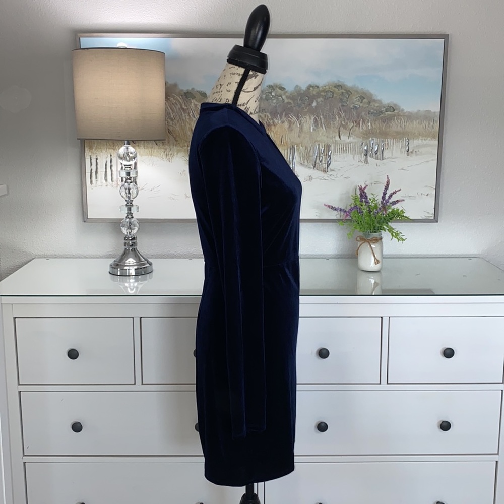 NWOT ASTR The Label One-Shoulder Velvet Body-Con Mini Dress Navy Blue Size M 💙 - Picture 3 of 12